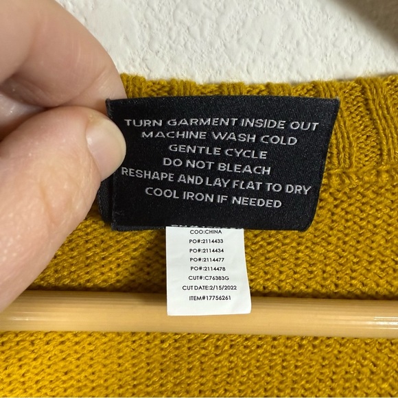 Wizarding World Harry Potter Hufflepuff Knit Cardigan Yellow/Black 5X - Picture 9 of 13